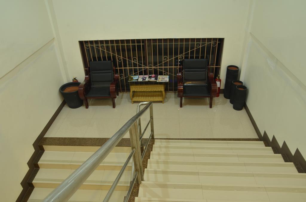 The Premiere Business Hotel Kalibo Bagian luar foto